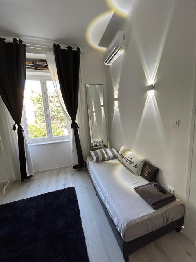 La Famiglia Apartment